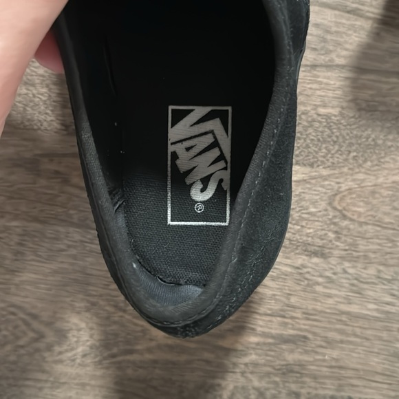 Good condition vans - Picture 10 of 11